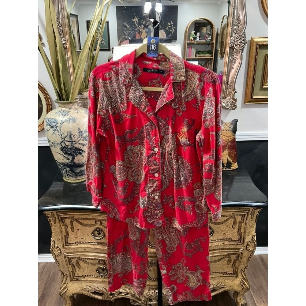 116- Lauren Ralph Lauren Pajama Set